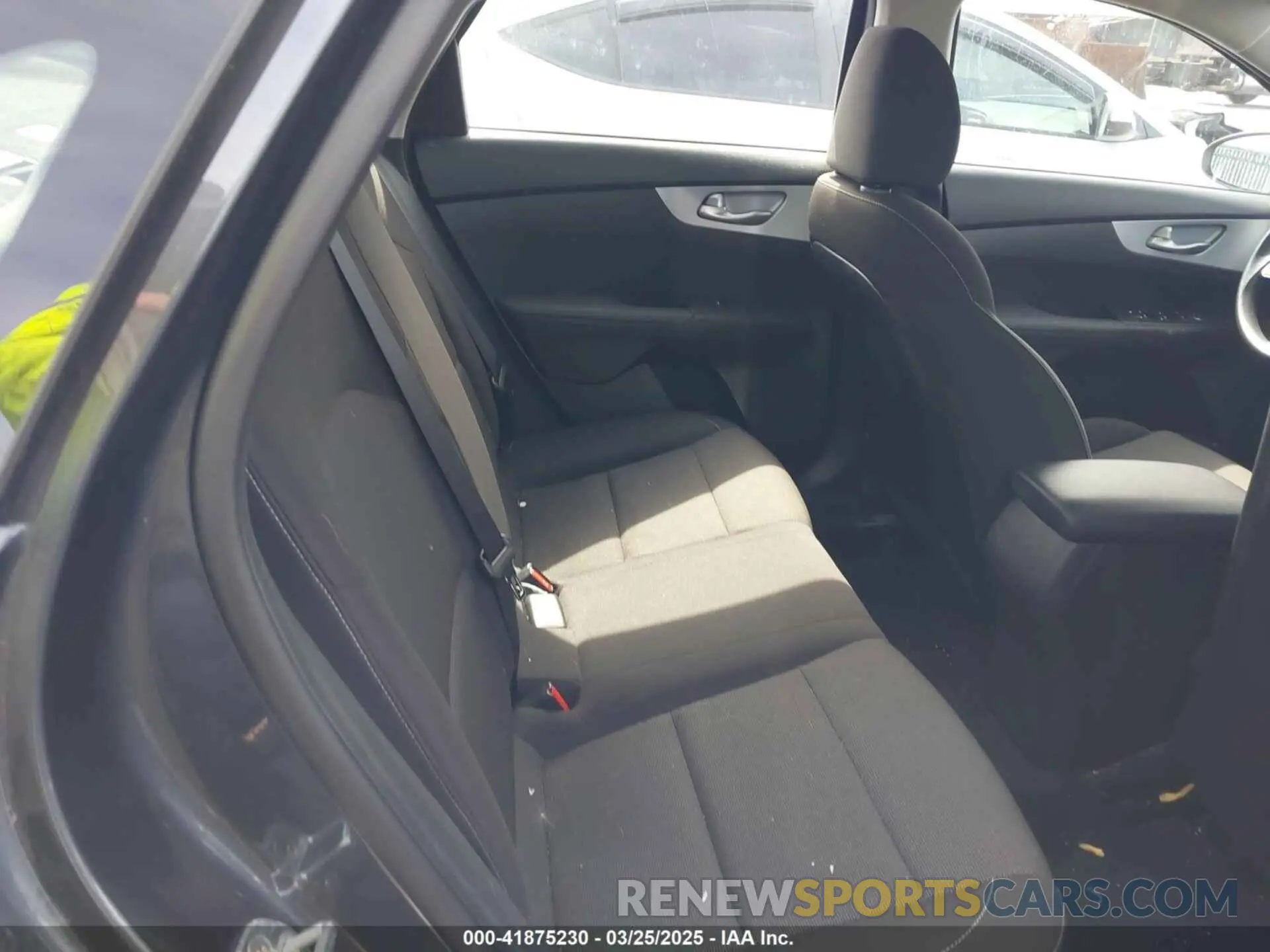 7 fotografías del automóvil dañado 3KPF24AD2PE551187 KIA FORTE 2023