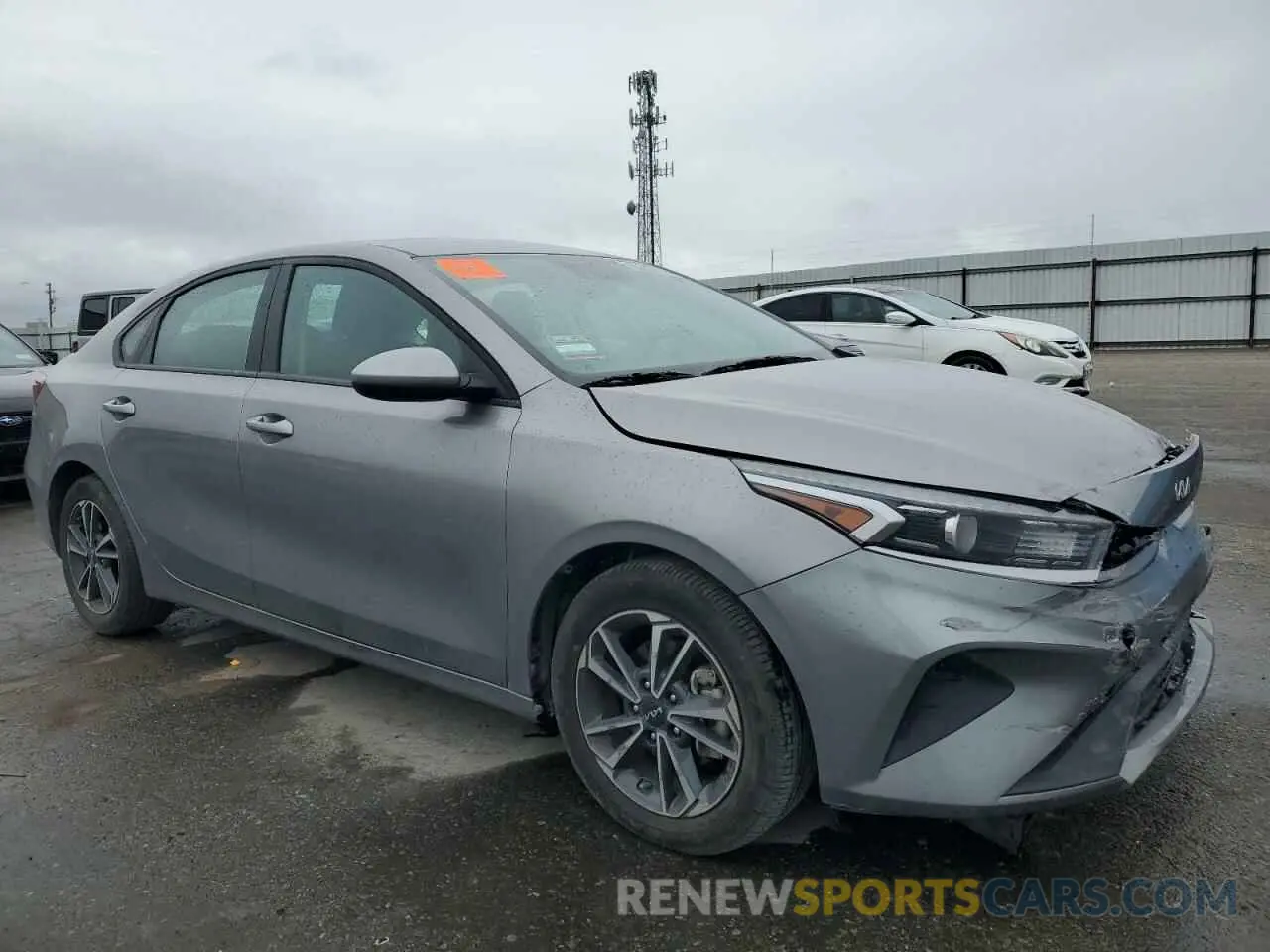 4 fotografías del automóvil dañado 3KPF24AD2PE554901 KIA FORTE 2023