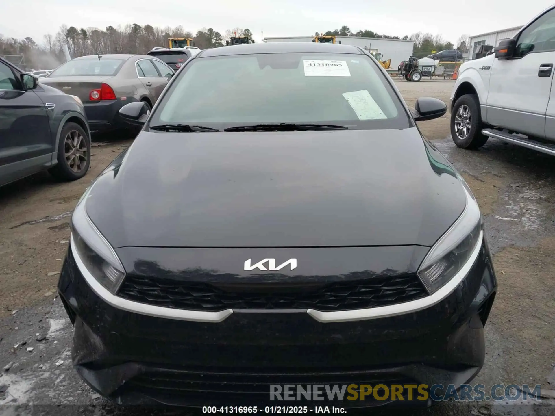 12 fotografías del automóvil dañado 3KPF24AD2PE574565 KIA FORTE 2023