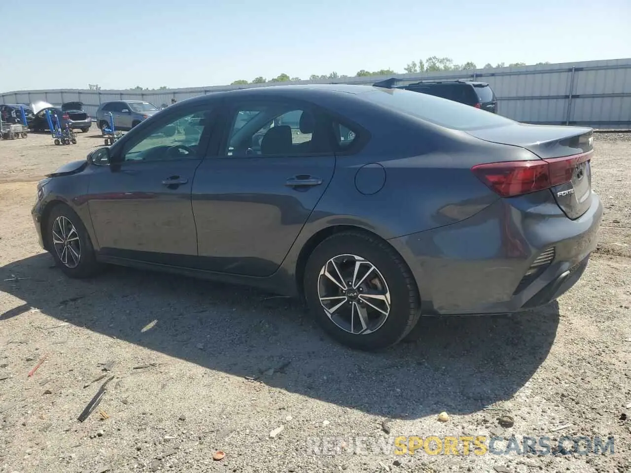 2 fotografías del automóvil dañado 3KPF24AD2PE579457 KIA FORTE 2023