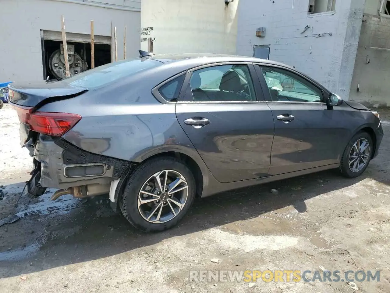 3 fotografías del automóvil dañado 3KPF24AD2PE615583 KIA FORTE 2023