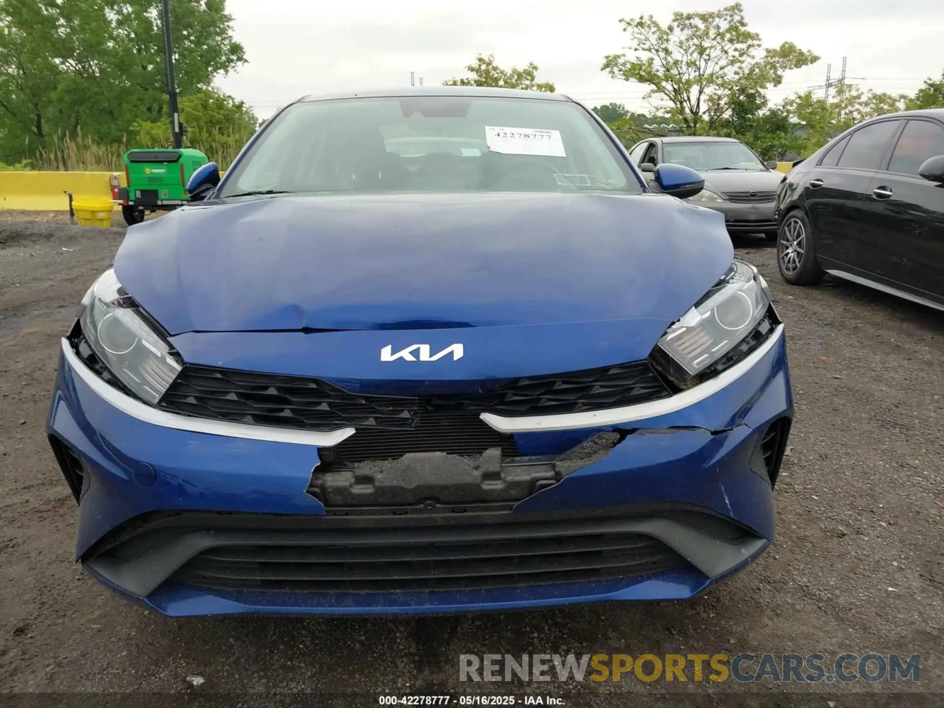 12 fotografías del automóvil dañado 3KPF24AD2PE624428 KIA FORTE 2023