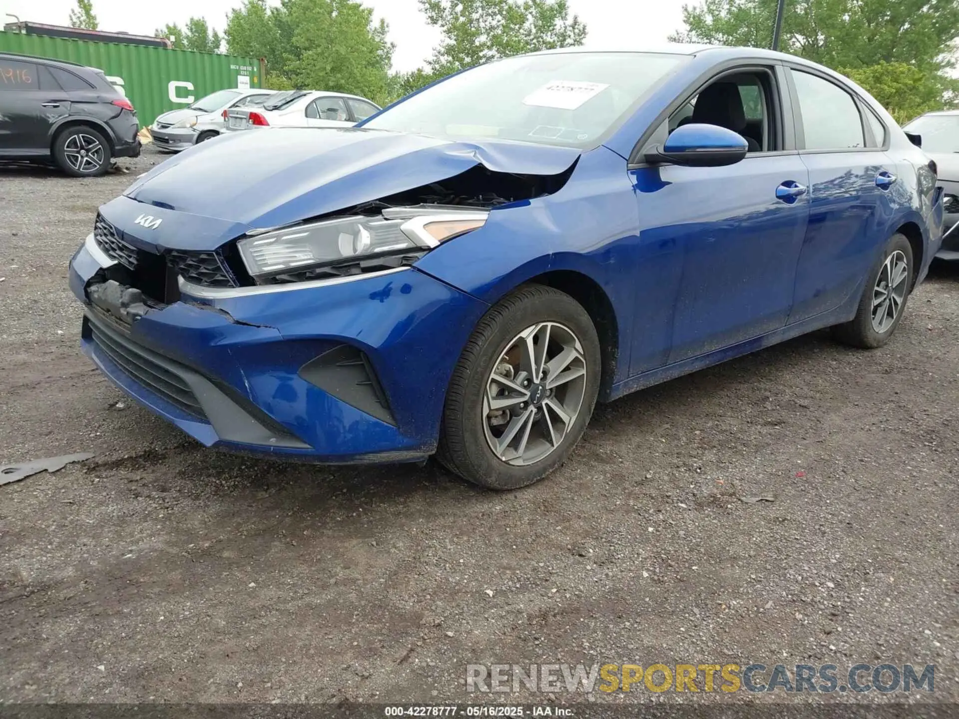2 fotografías del automóvil dañado 3KPF24AD2PE624428 KIA FORTE 2023