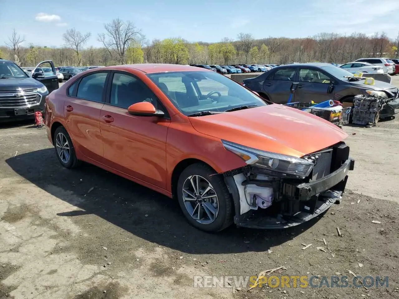 4 fotografías del automóvil dañado 3KPF24AD2PE627619 KIA FORTE 2023