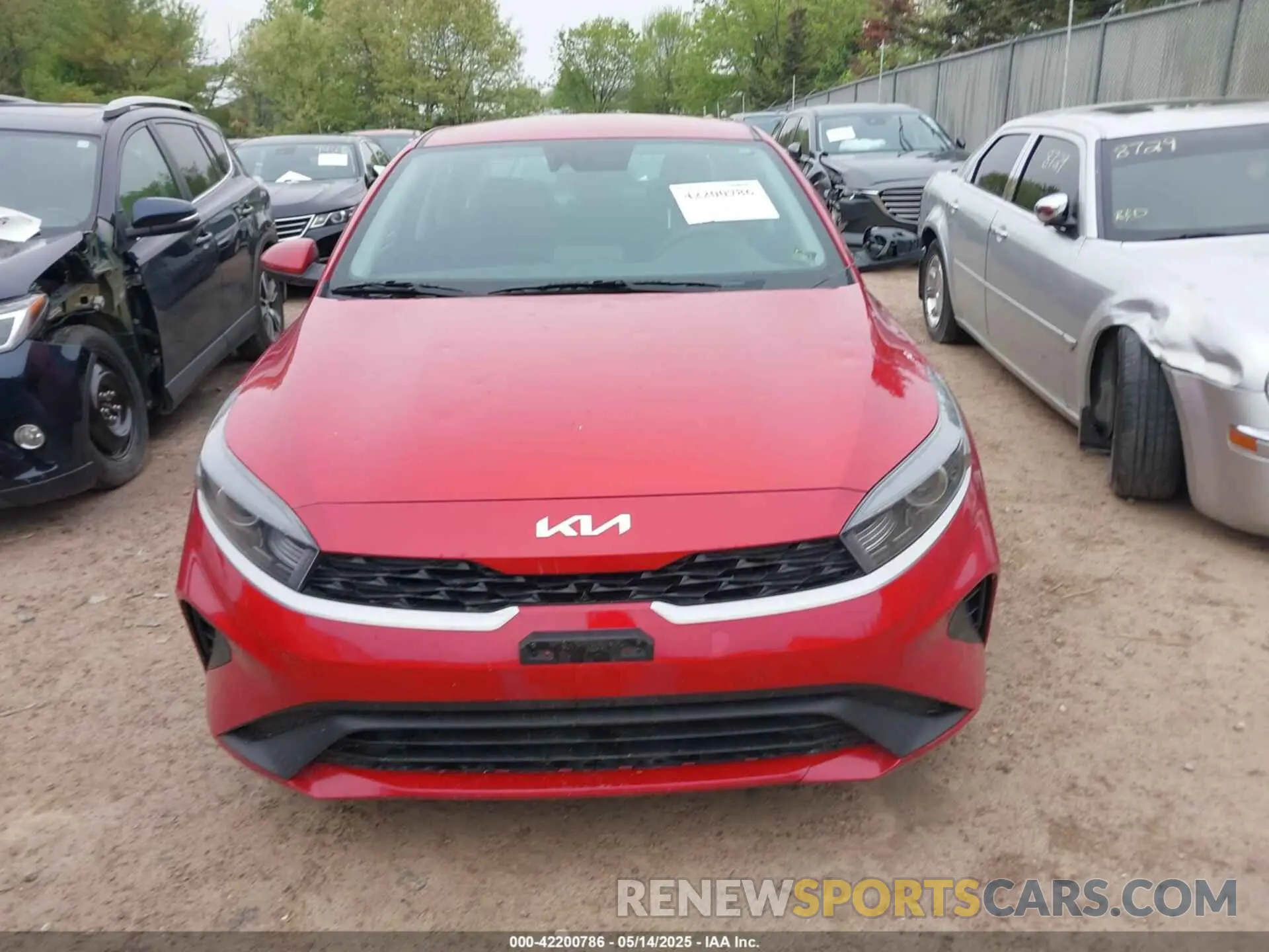 12 fotografías del automóvil dañado 3KPF24AD2PE628558 KIA FORTE 2023