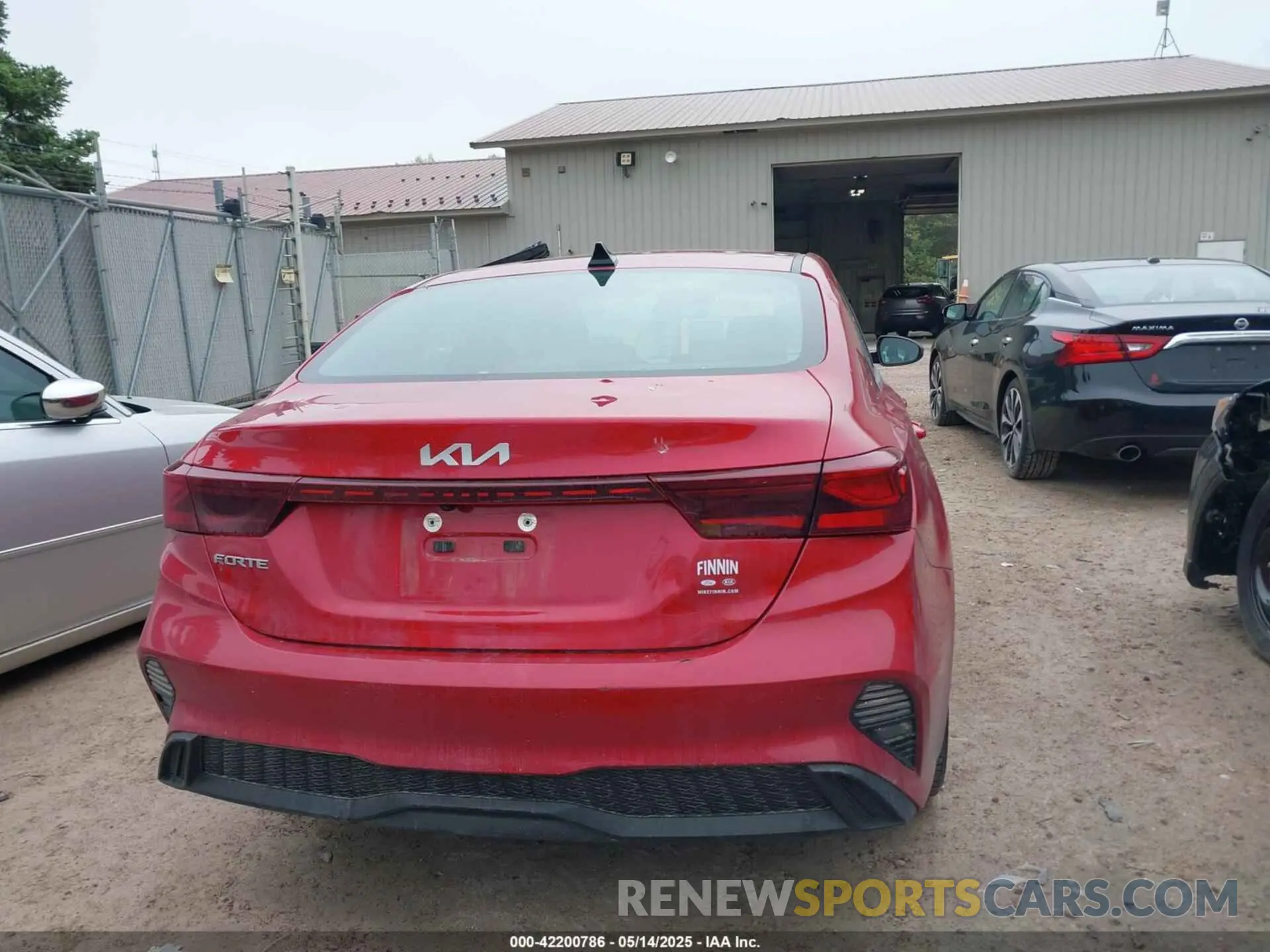 16 fotografías del automóvil dañado 3KPF24AD2PE628558 KIA FORTE 2023