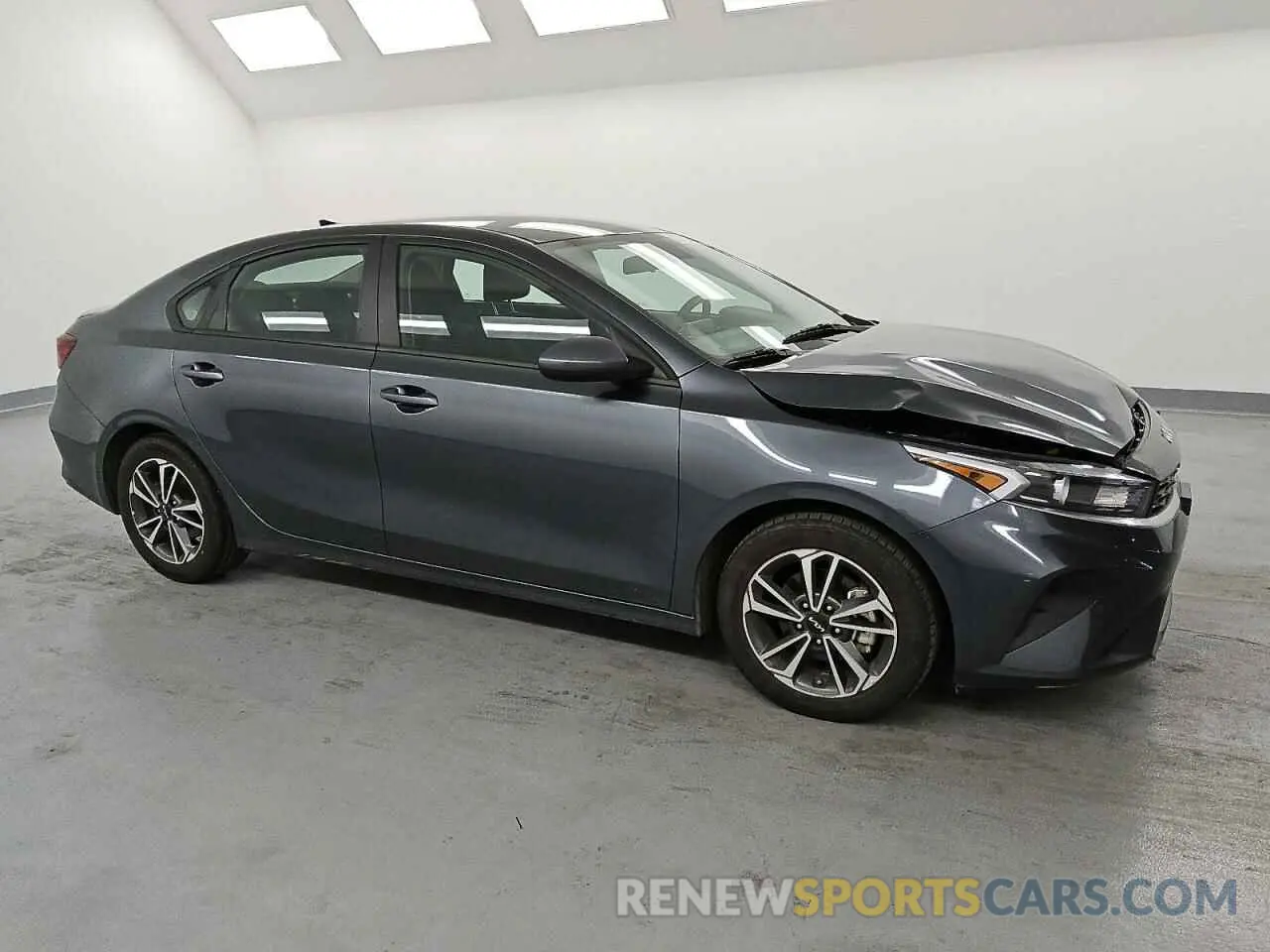 4 fotografías del automóvil dañado 3KPF24AD2PE634196 KIA FORTE 2023