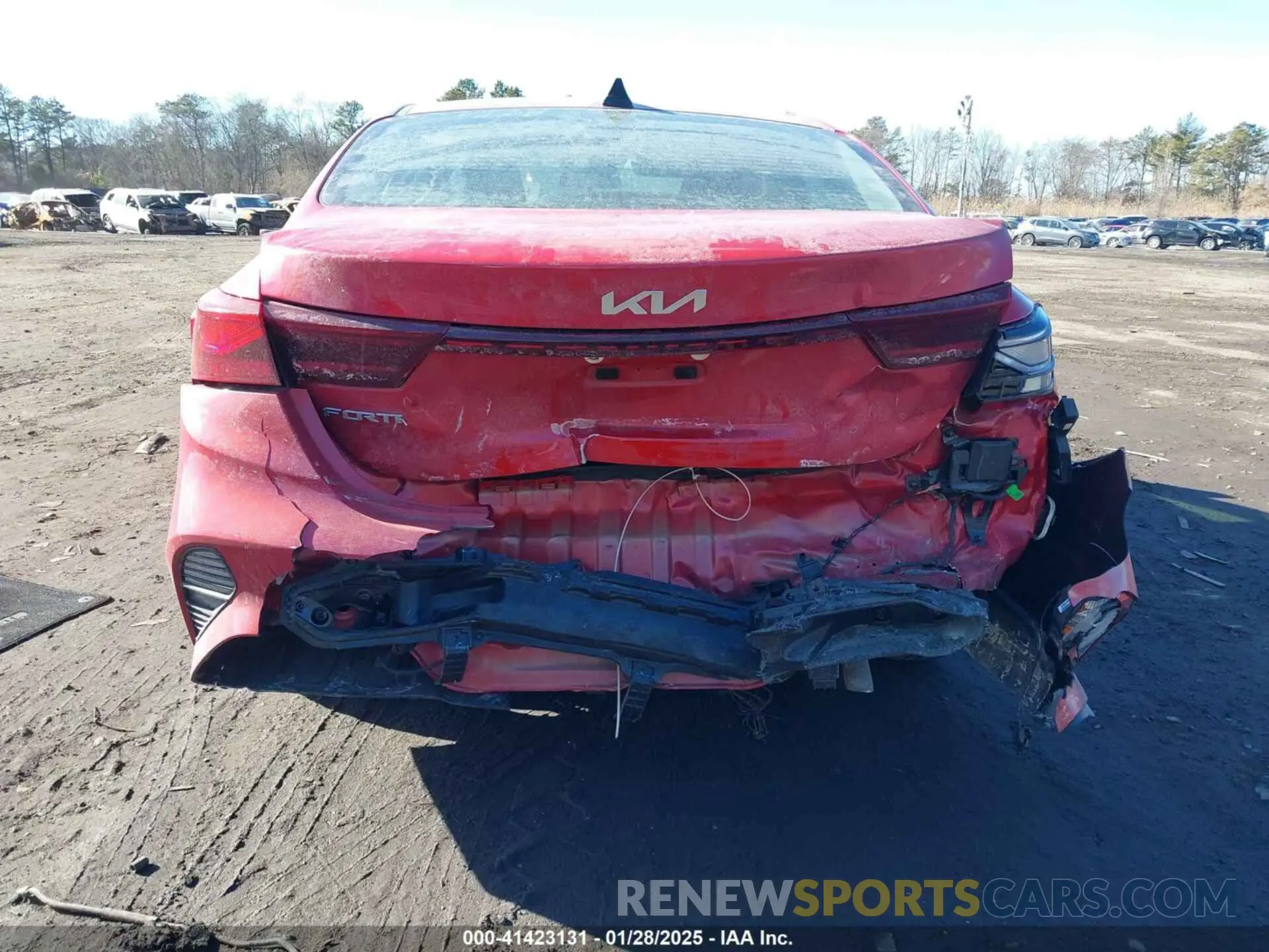 16 fotografías del automóvil dañado 3KPF24AD2PE640855 KIA FORTE 2023