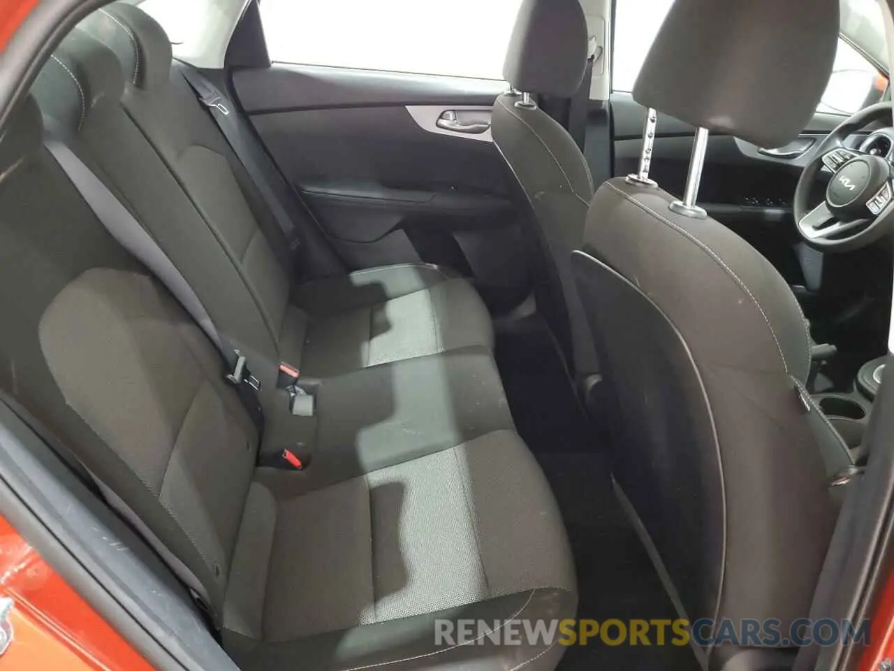 10 fotografías del automóvil dañado 3KPF24AD2PE646588 KIA FORTE 2023