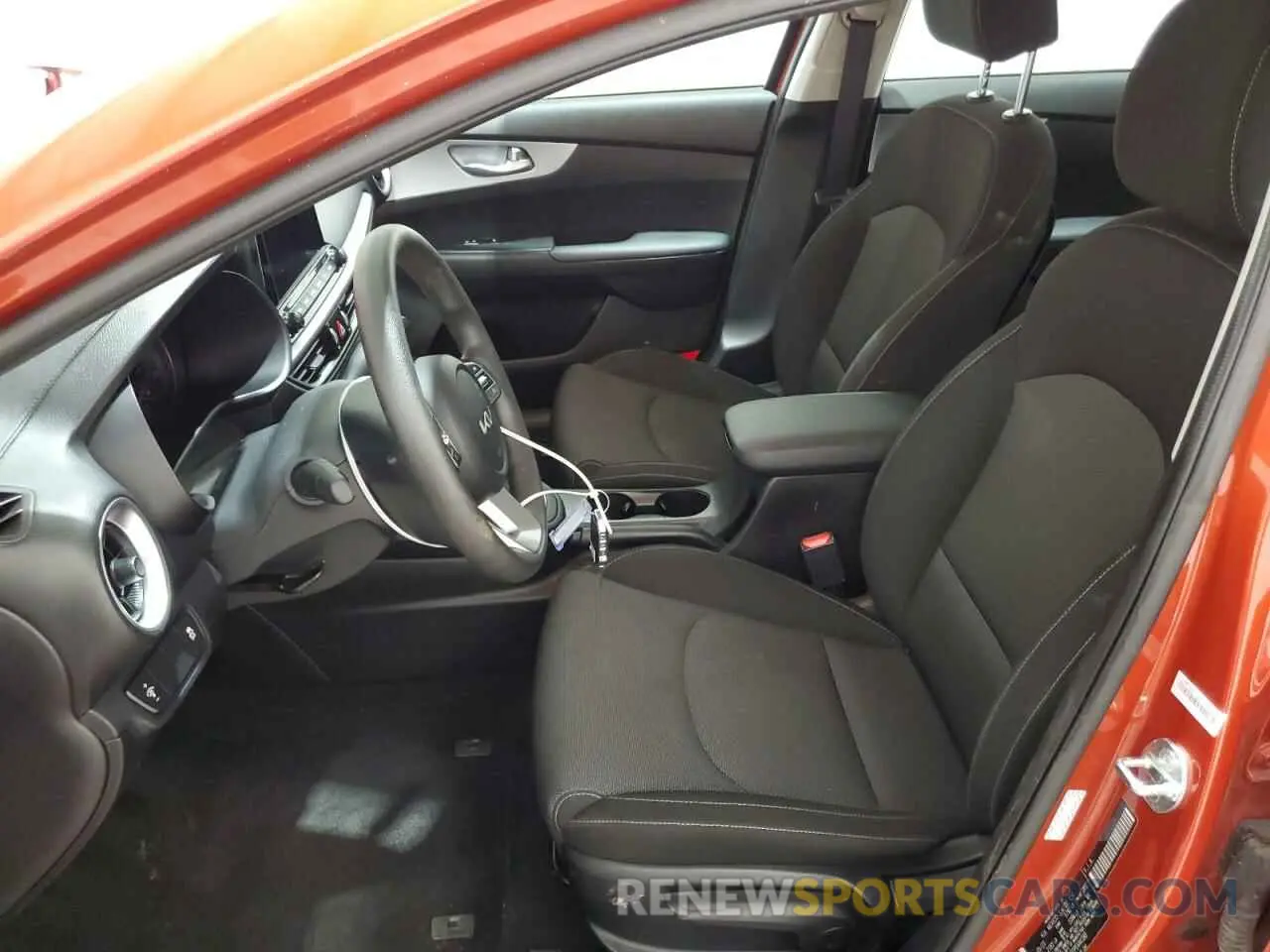 7 fotografías del automóvil dañado 3KPF24AD2PE646588 KIA FORTE 2023
