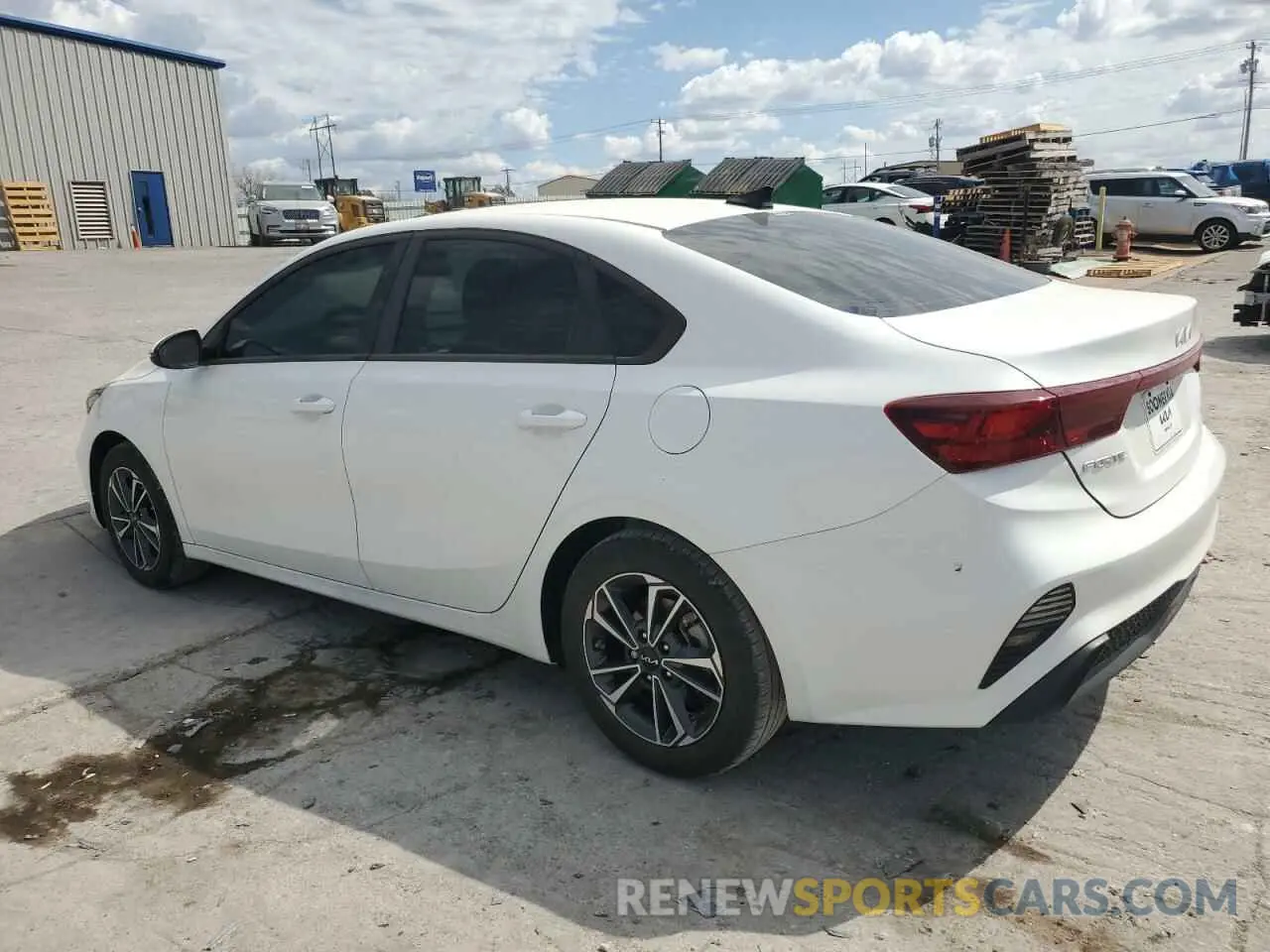 2 fotografías del automóvil dañado 3KPF24AD2PE674648 KIA FORTE 2023