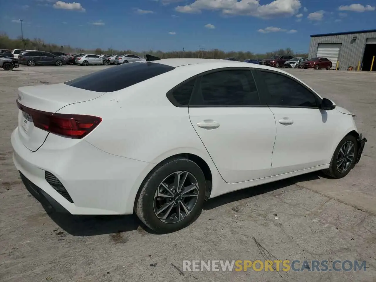 3 fotografías del automóvil dañado 3KPF24AD2PE674648 KIA FORTE 2023