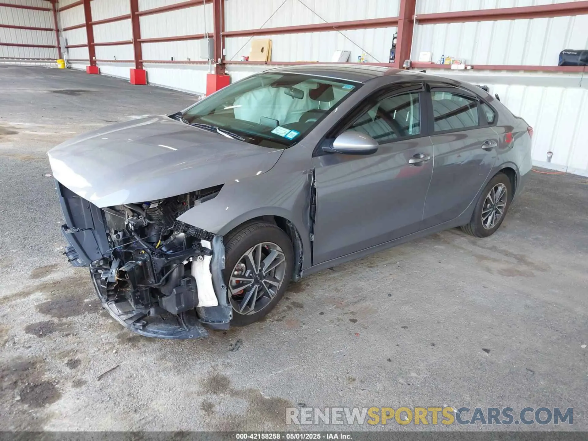 2 fotografías del automóvil dañado 3KPF24AD2PE691594 KIA FORTE 2023