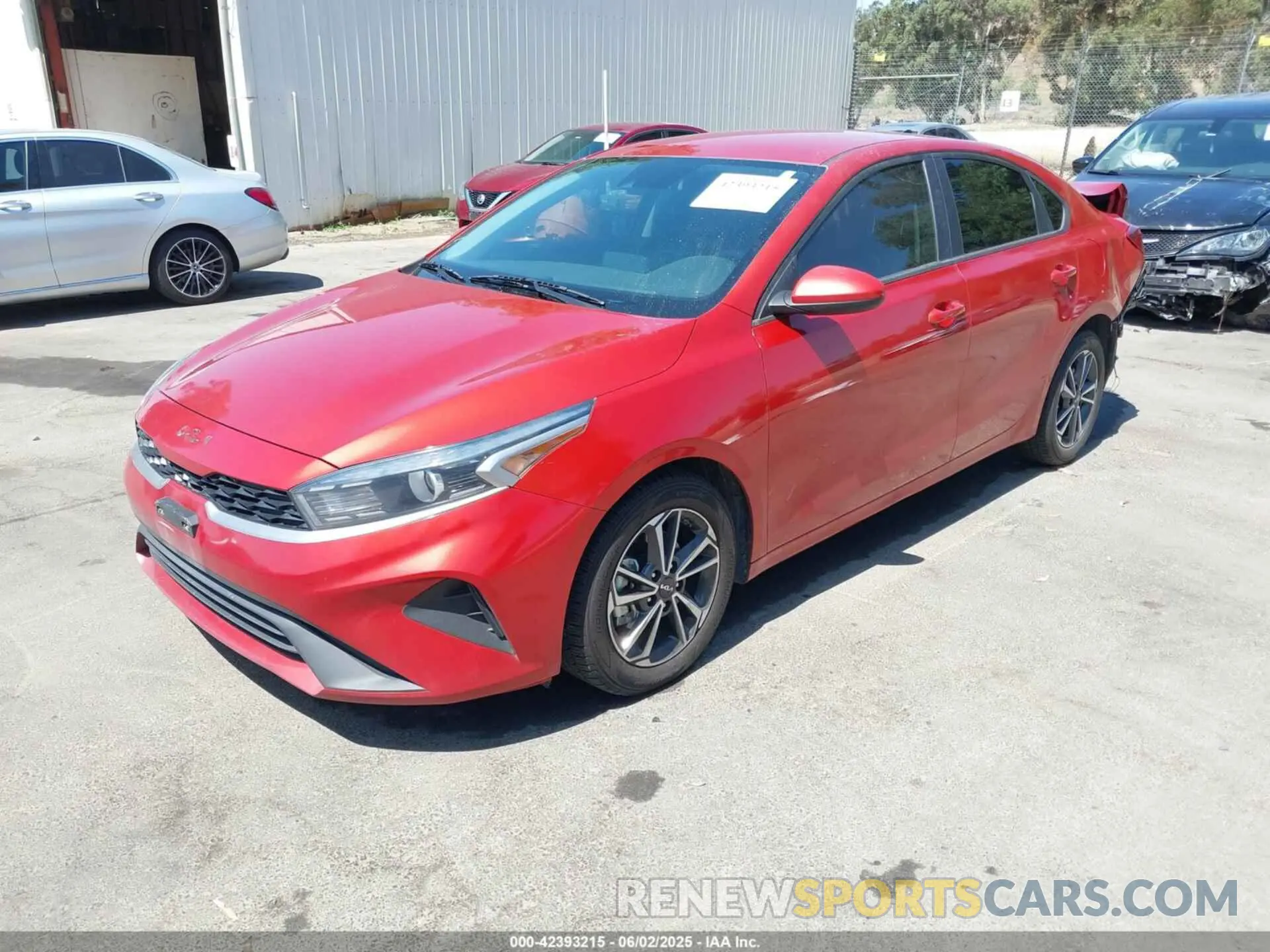 2 fotografías del automóvil dañado 3KPF24AD3PE508977 KIA FORTE 2023