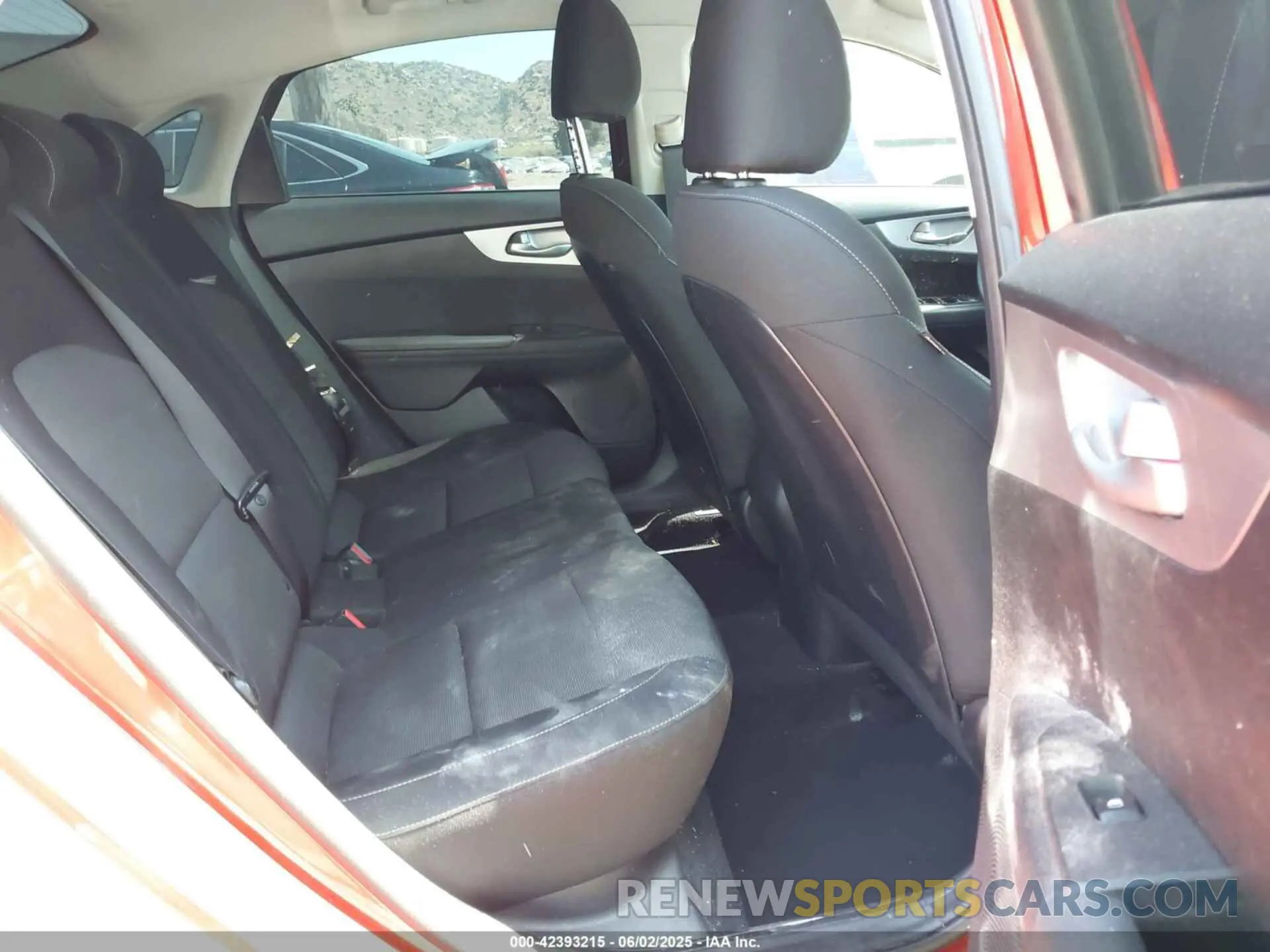8 fotografías del automóvil dañado 3KPF24AD3PE508977 KIA FORTE 2023