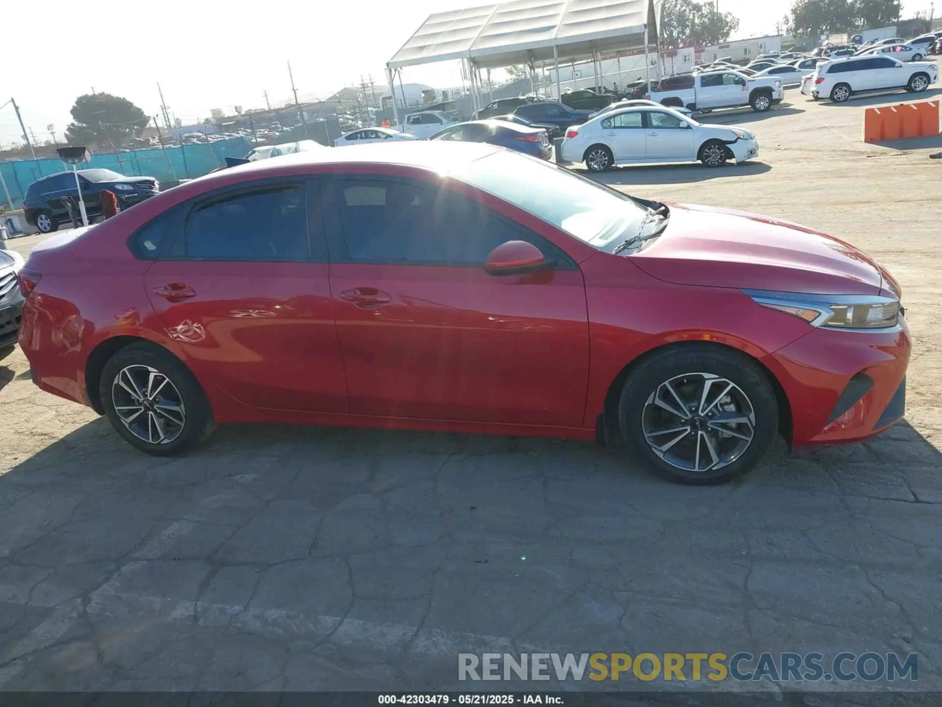 13 fotografías del automóvil dañado 3KPF24AD3PE516898 KIA FORTE 2023