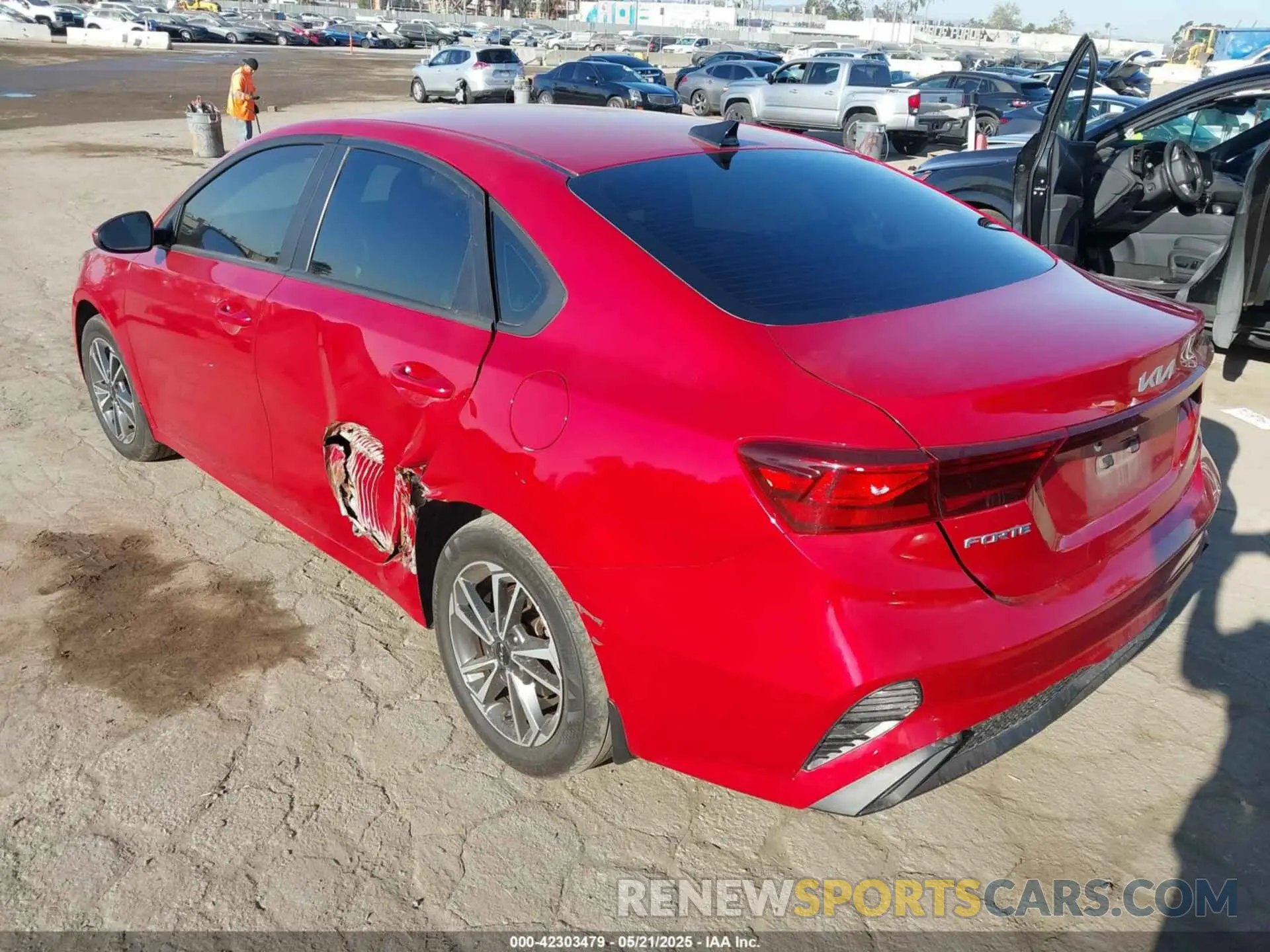 3 fotografías del automóvil dañado 3KPF24AD3PE516898 KIA FORTE 2023