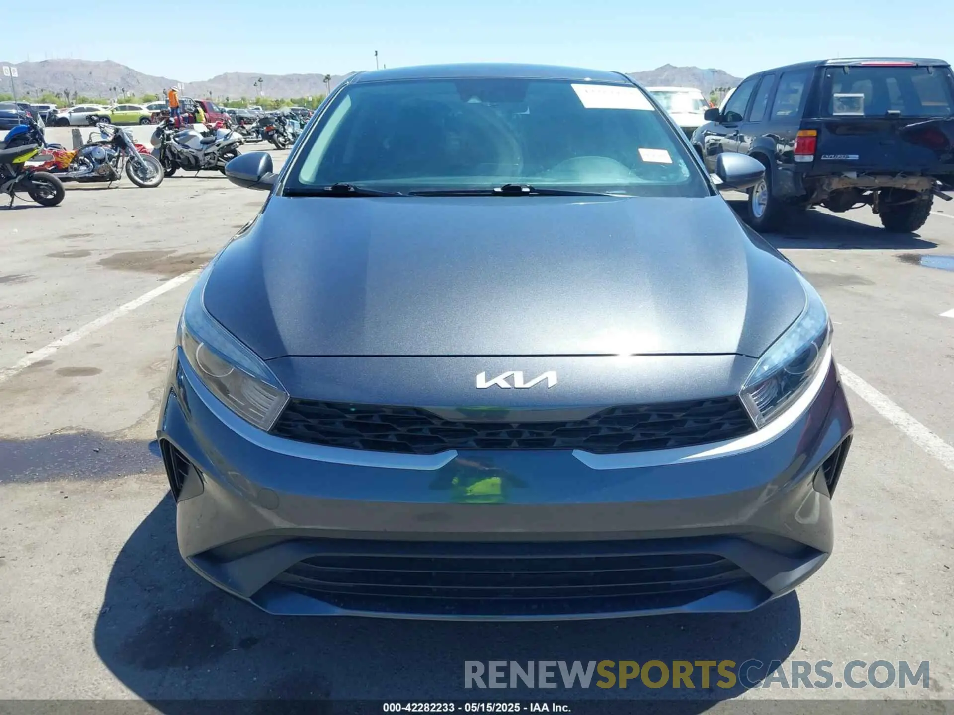 12 fotografías del automóvil dañado 3KPF24AD3PE521261 KIA FORTE 2023
