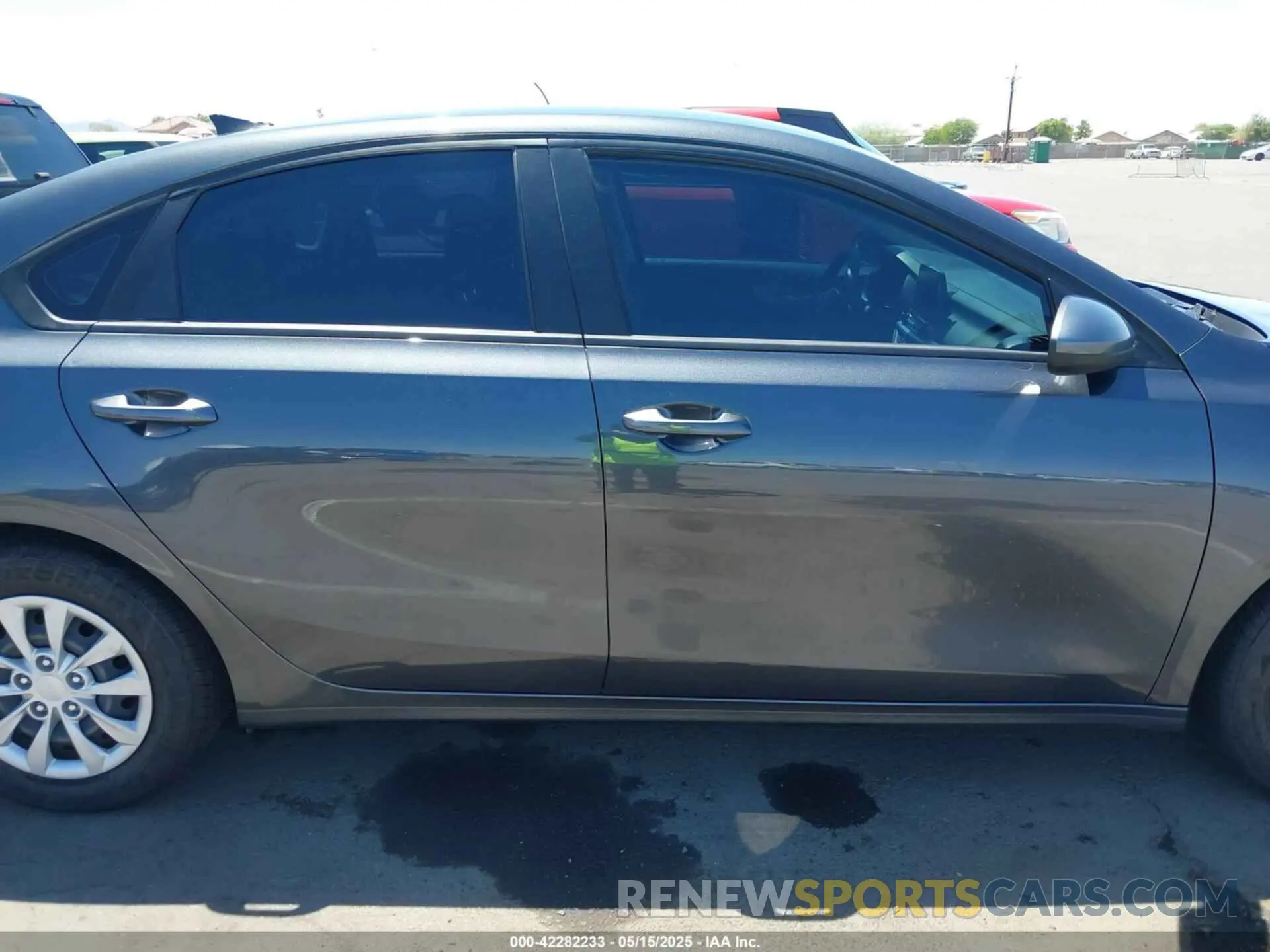 13 fotografías del automóvil dañado 3KPF24AD3PE521261 KIA FORTE 2023