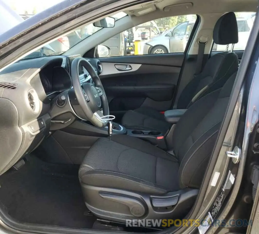 7 fotografías del automóvil dañado 3KPF24AD3PE565888 KIA FORTE 2023