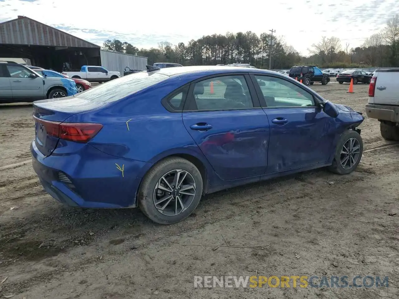 3 fotografías del automóvil dañado 3KPF24AD3PE567530 KIA FORTE 2023