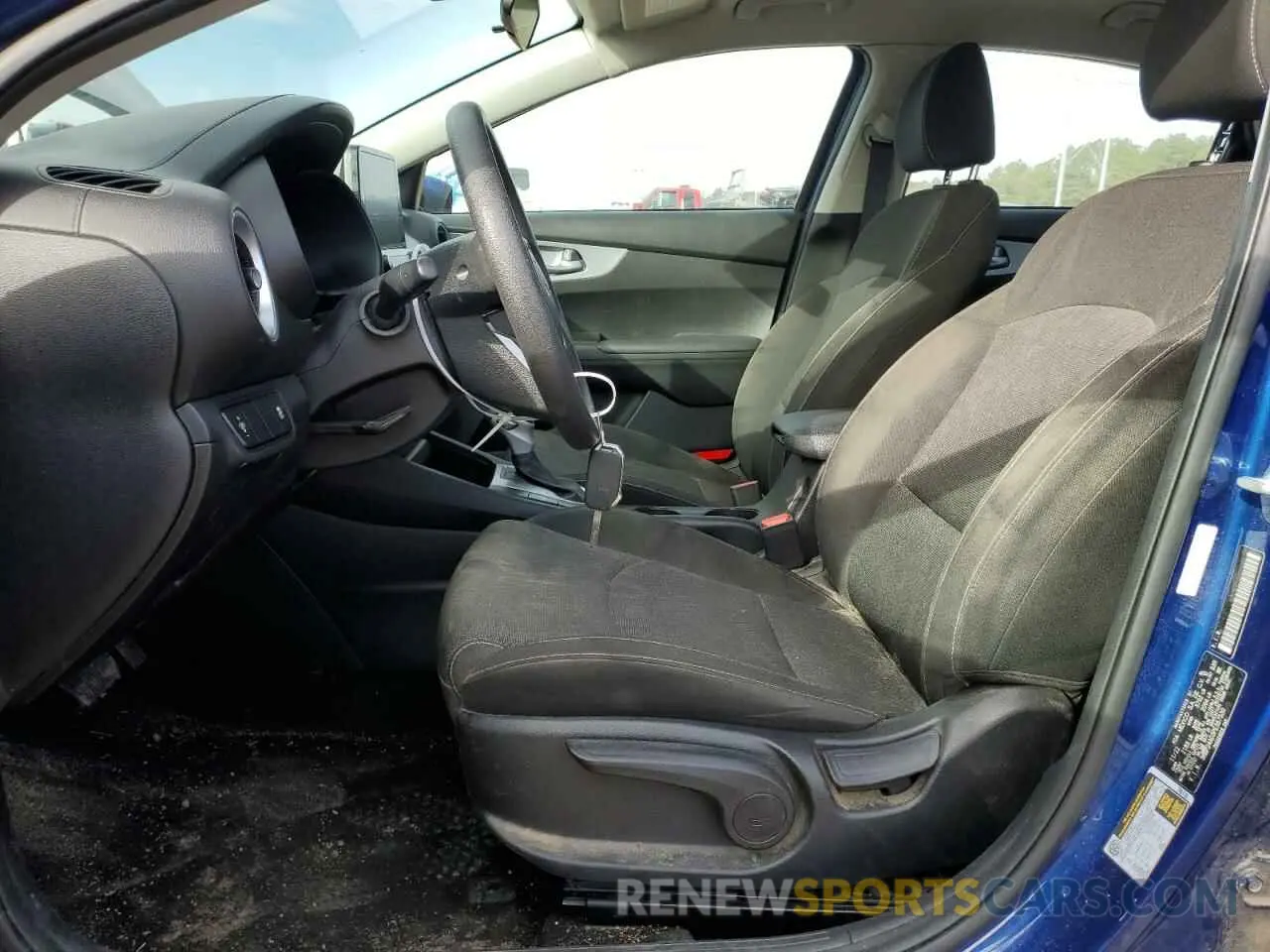 7 fotografías del automóvil dañado 3KPF24AD3PE567530 KIA FORTE 2023