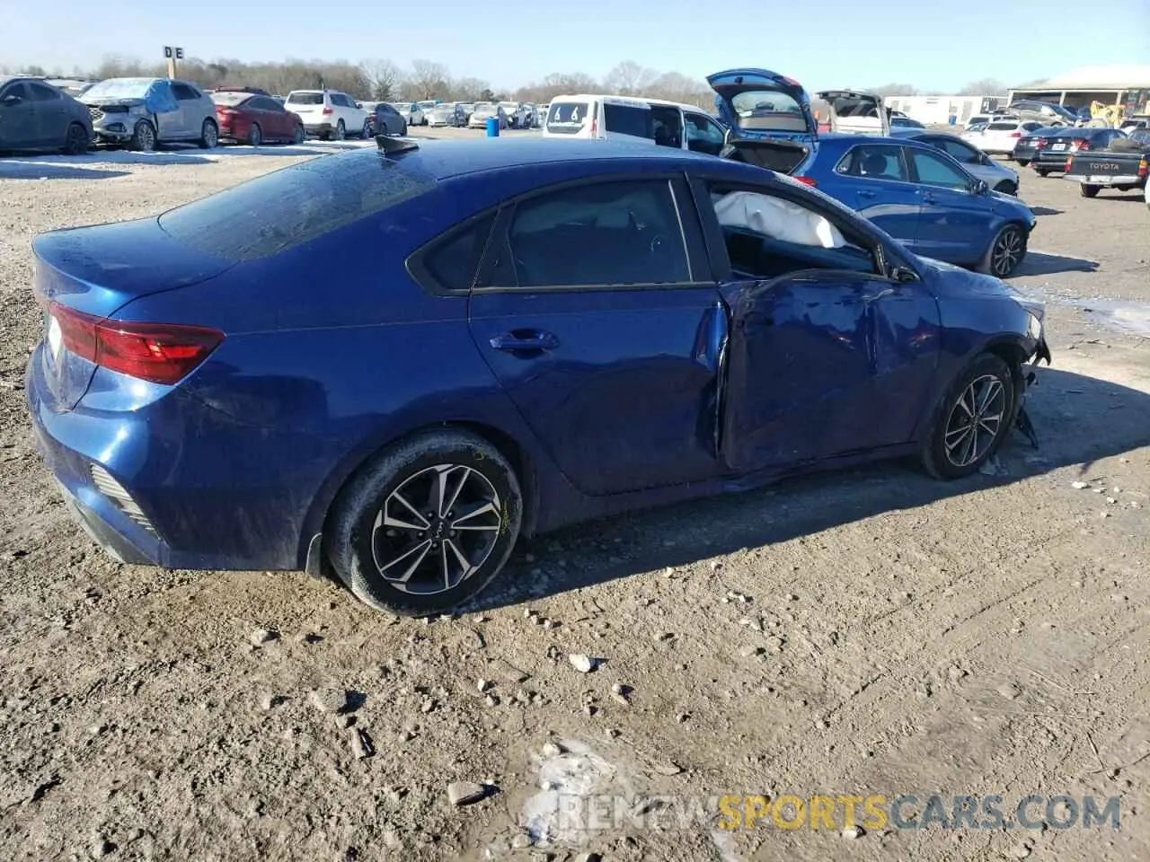 3 fotografías del automóvil dañado 3KPF24AD3PE625555 KIA FORTE 2023