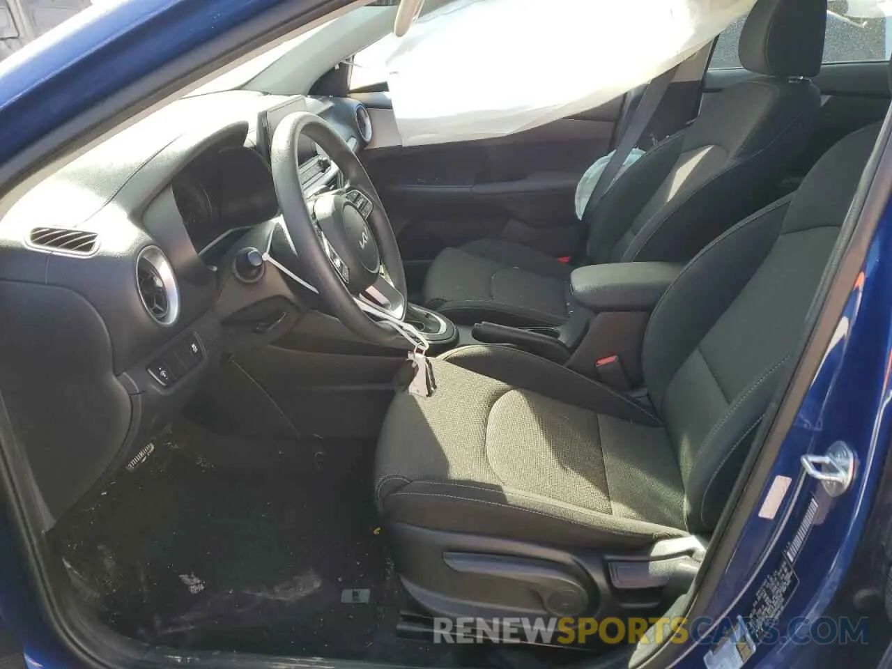7 fotografías del automóvil dañado 3KPF24AD3PE625555 KIA FORTE 2023