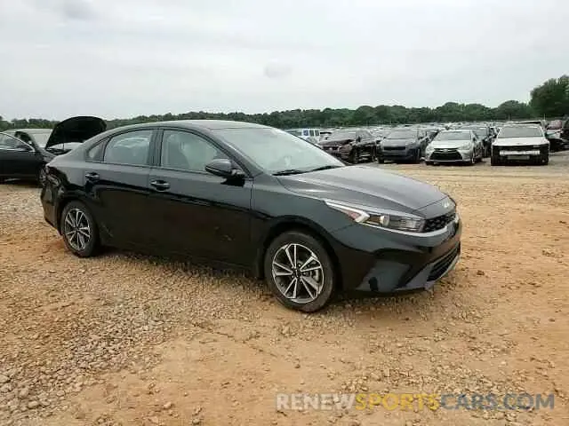 13 fotografías del automóvil dañado 3KPF24AD3PE631405 KIA FORTE 2023