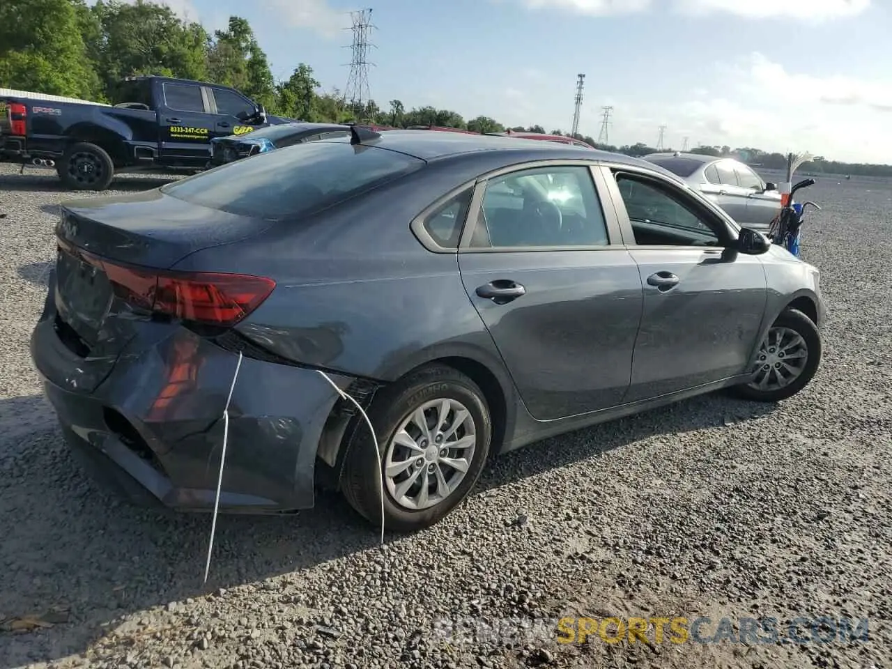 3 fotografías del automóvil dañado 3KPF24AD4PE551837 KIA FORTE 2023