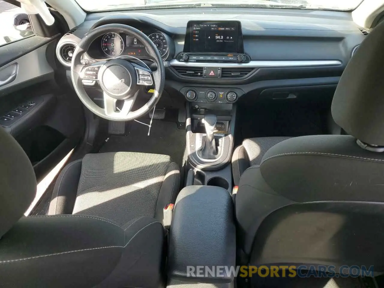 8 fotografías del automóvil dañado 3KPF24AD4PE554981 KIA FORTE 2023