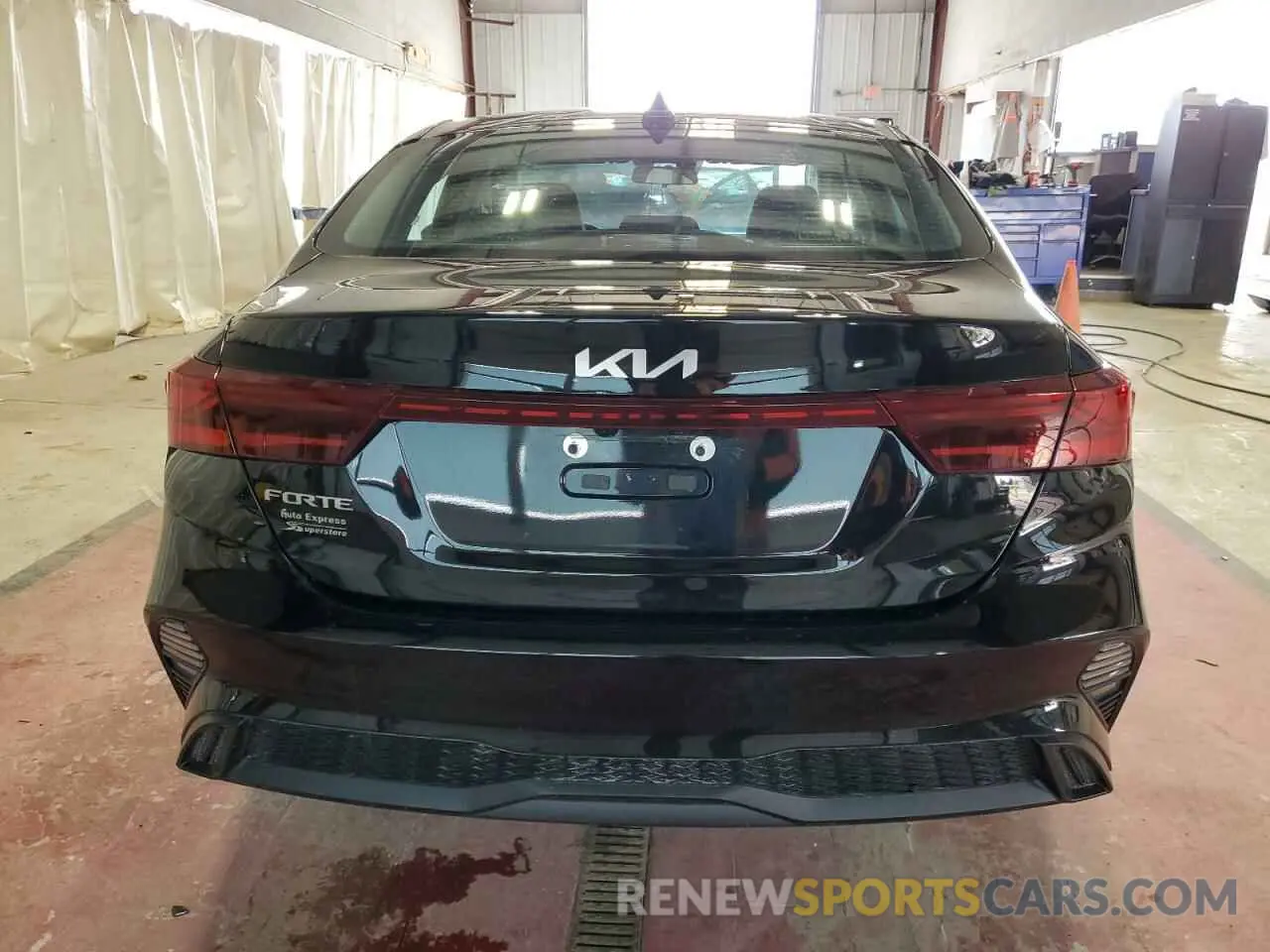 6 fotografías del automóvil dañado 3KPF24AD4PE570677 KIA FORTE 2023