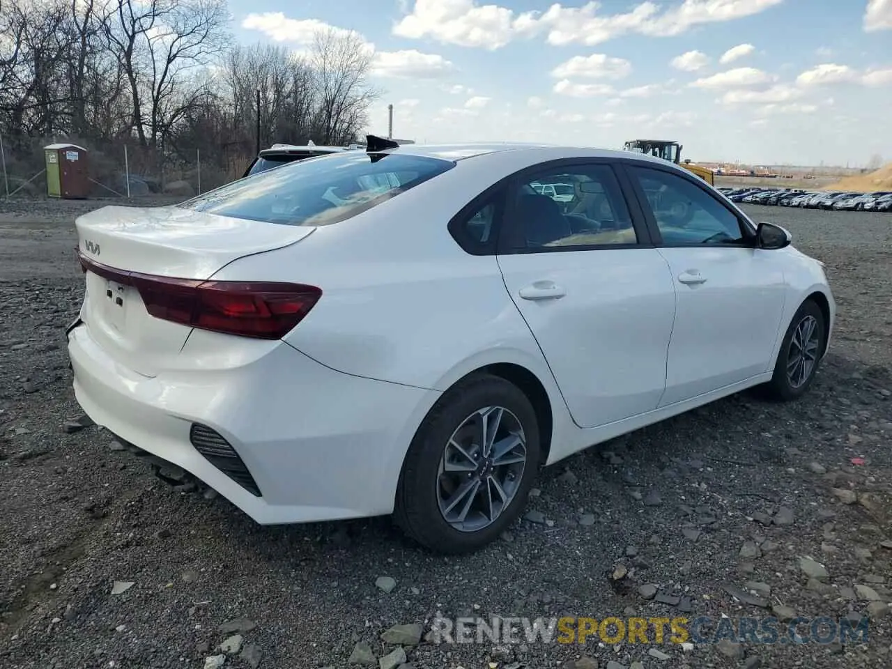3 fotografías del automóvil dañado 3KPF24AD4PE587222 KIA FORTE 2023