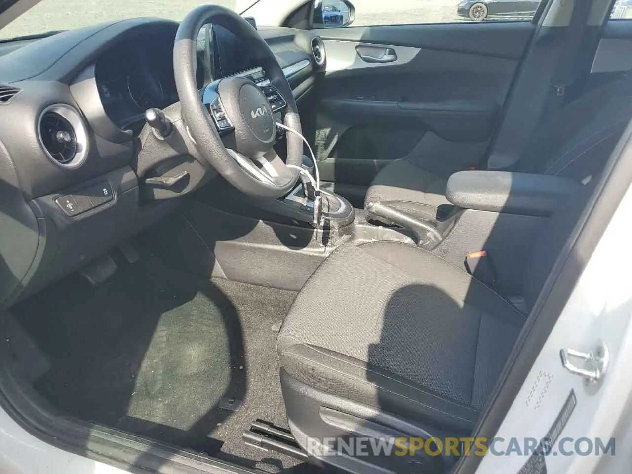 7 fotografías del automóvil dañado 3KPF24AD4PE587222 KIA FORTE 2023