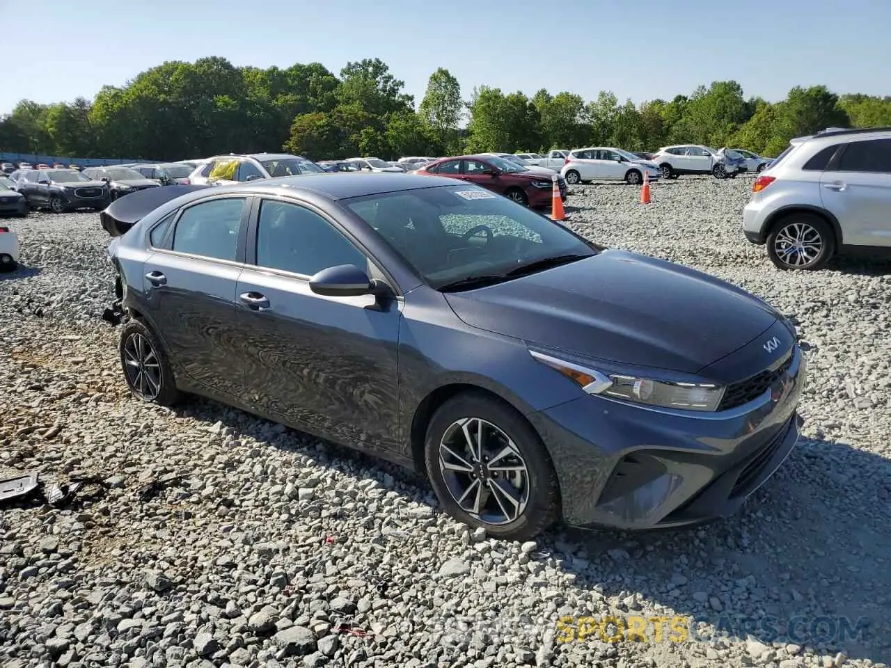 4 fotografías del automóvil dañado 3KPF24AD4PE608277 KIA FORTE 2023