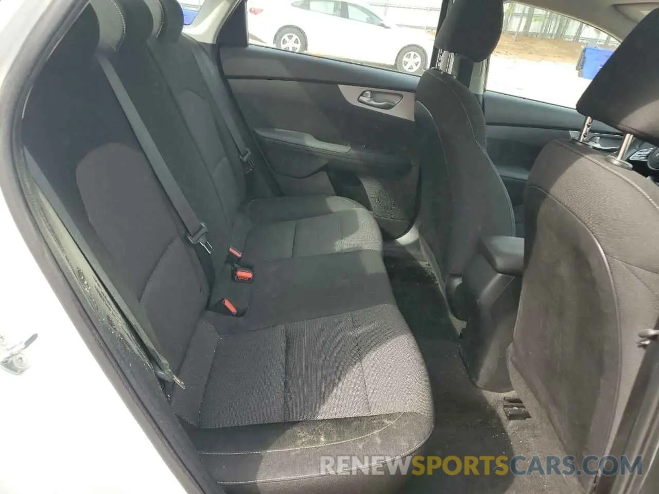 10 fotografías del automóvil dañado 3KPF24AD4PE613009 KIA FORTE 2023