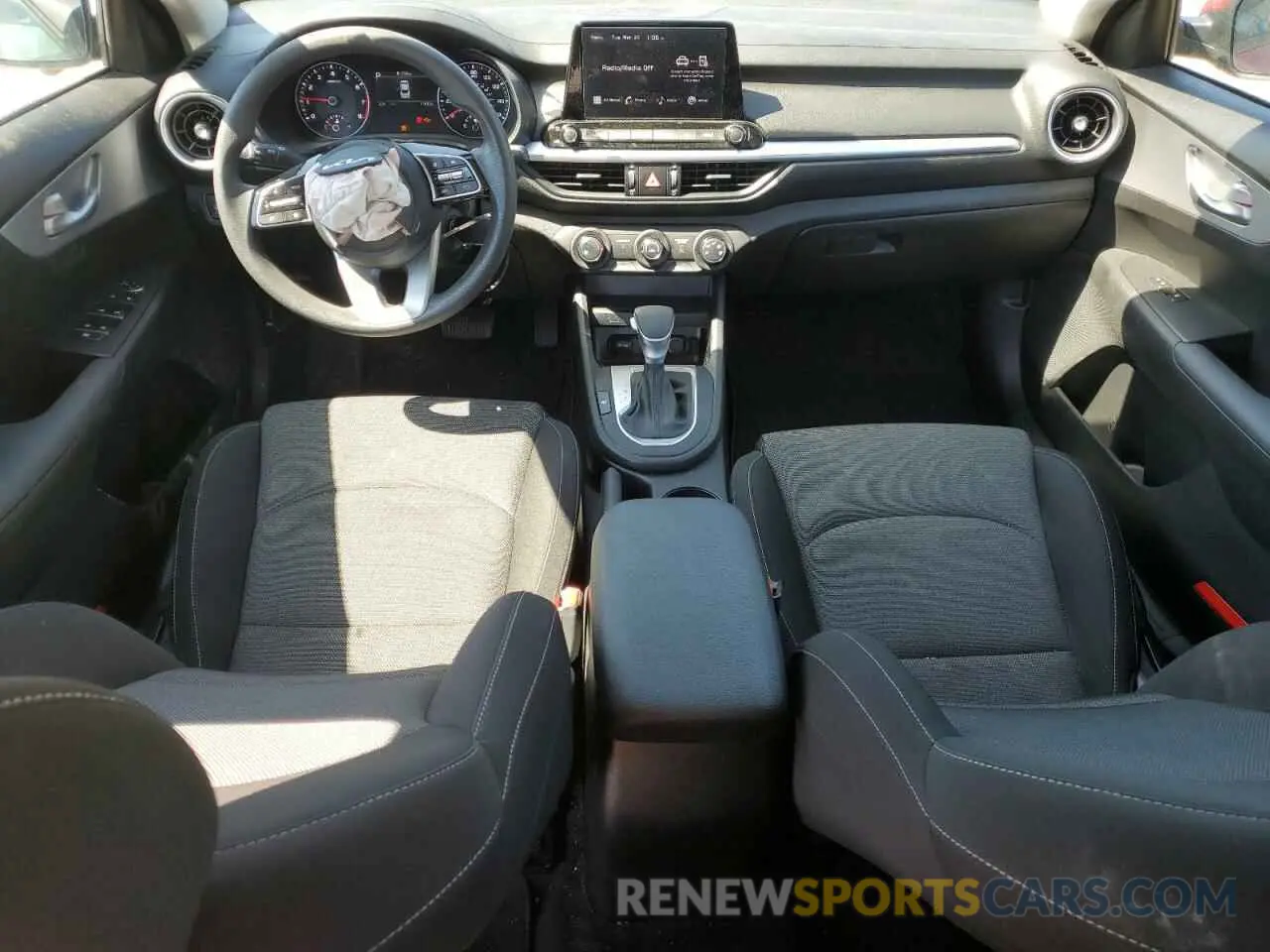 8 fotografías del automóvil dañado 3KPF24AD4PE625869 KIA FORTE 2023