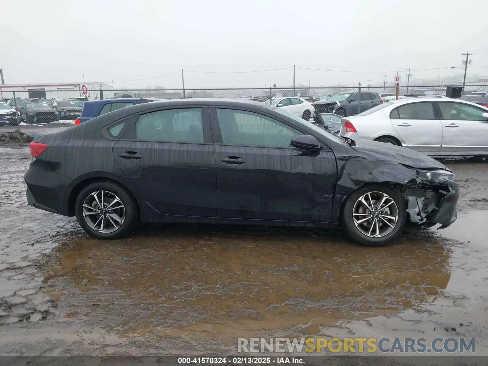 13 fotografías del automóvil dañado 3KPF24AD4PE691502 KIA FORTE 2023