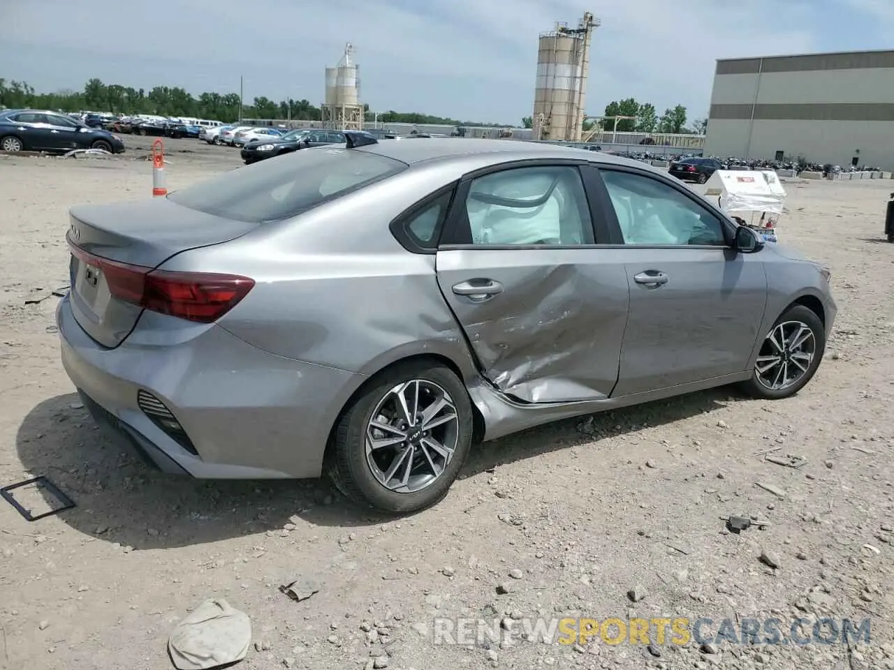 3 fotografías del automóvil dañado 3KPF24AD5PE515381 KIA FORTE 2023