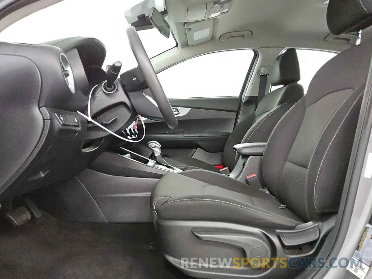 7 fotografías del automóvil dañado 3KPF24AD5PE538580 KIA FORTE 2023