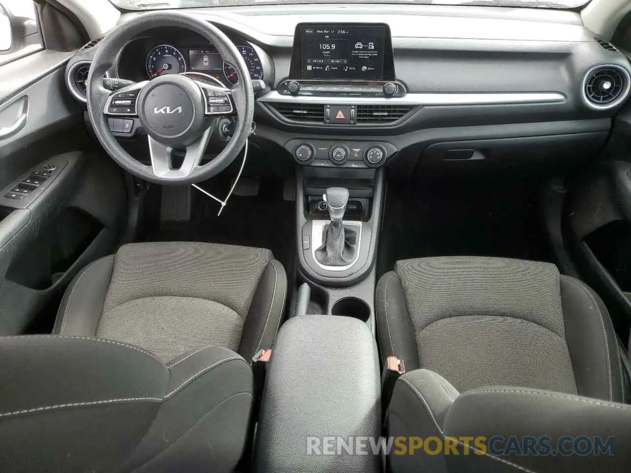8 fotografías del automóvil dañado 3KPF24AD5PE539065 KIA FORTE 2023