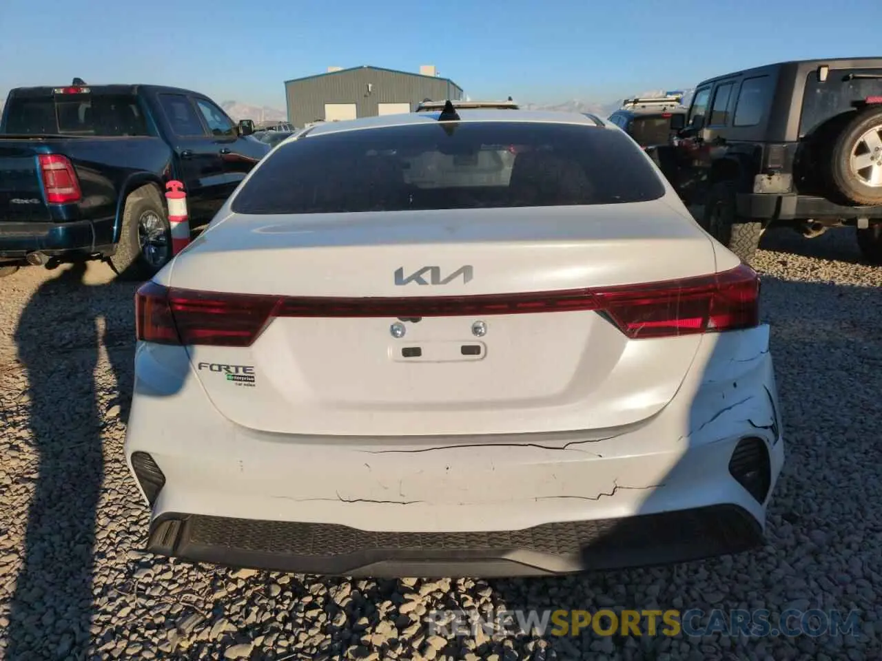 6 fotografías del automóvil dañado 3KPF24AD5PE552365 KIA FORTE 2023