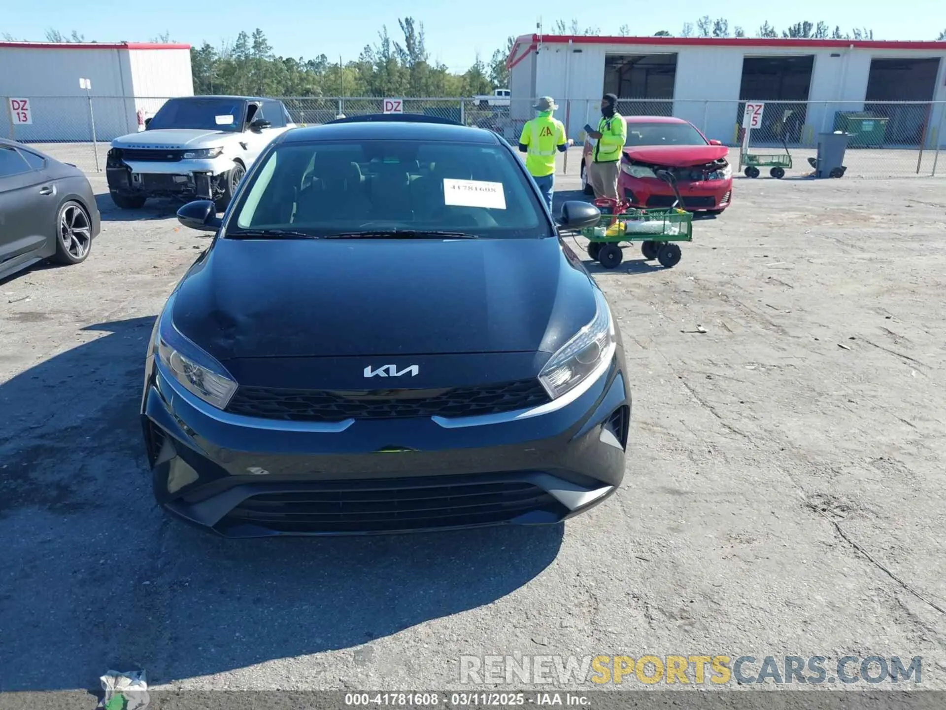 13 fotografías del automóvil dañado 3KPF24AD5PE554908 KIA FORTE 2023