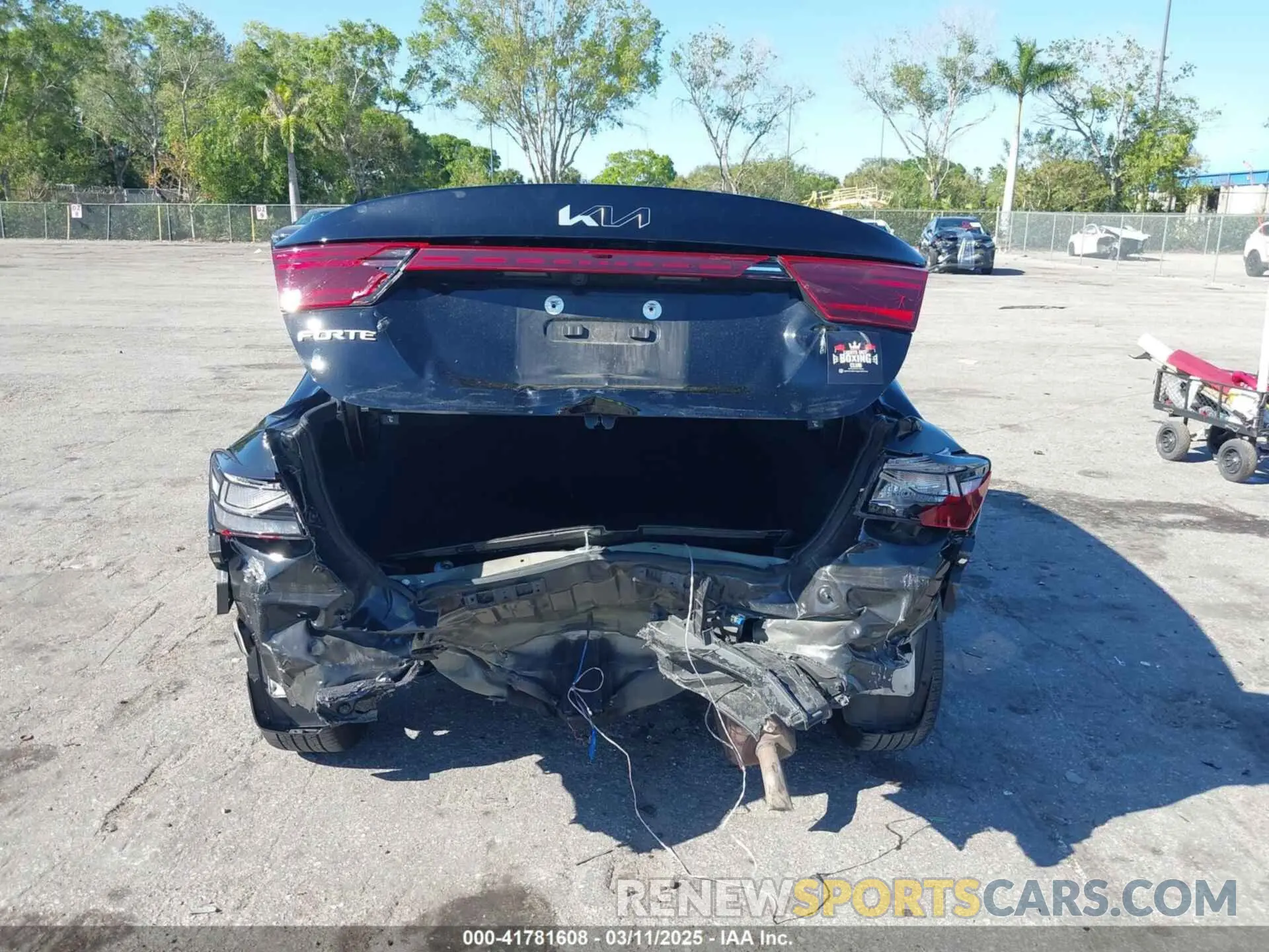17 fotografías del automóvil dañado 3KPF24AD5PE554908 KIA FORTE 2023
