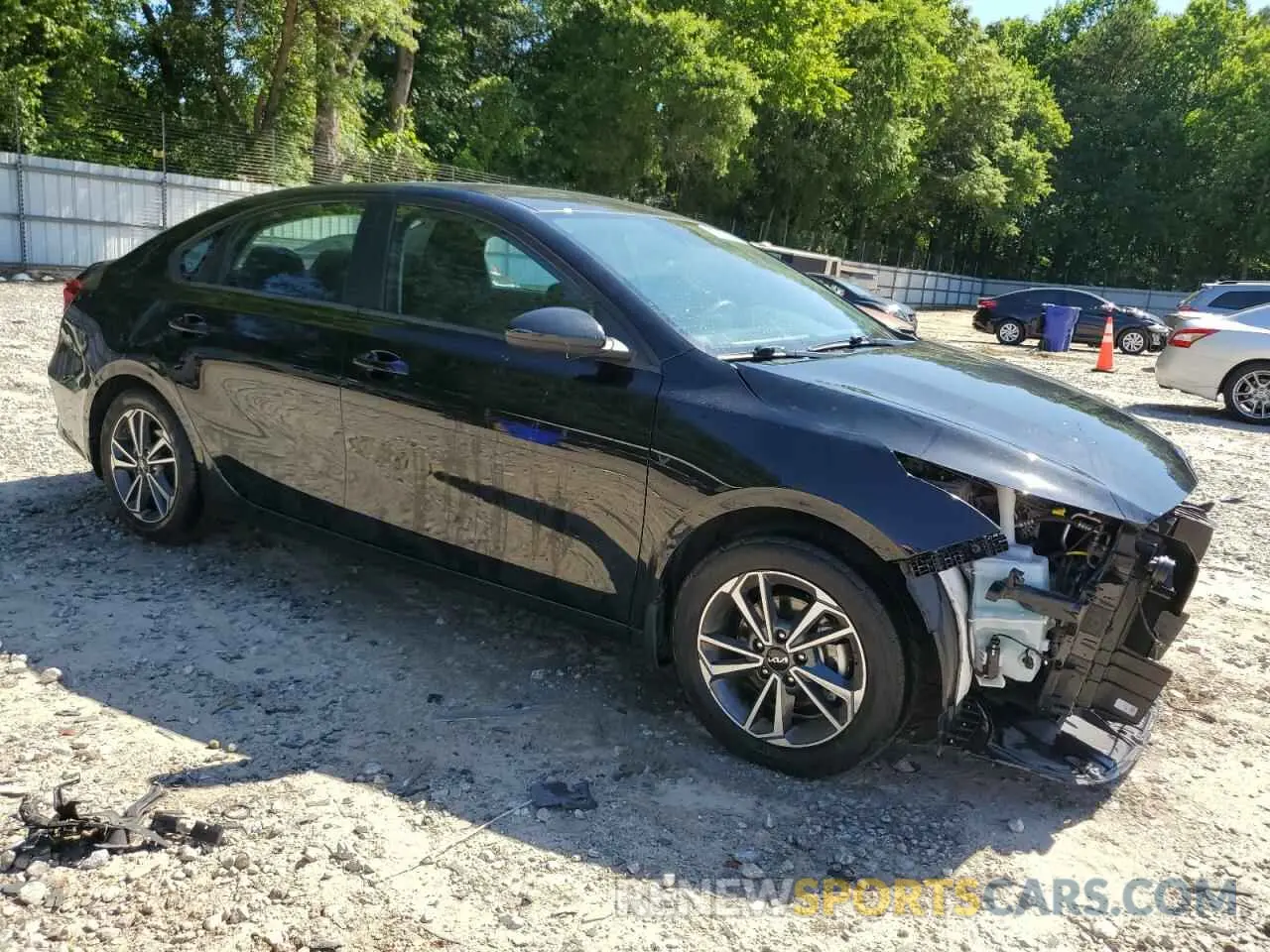 4 fotografías del automóvil dañado 3KPF24AD5PE562619 KIA FORTE 2023
