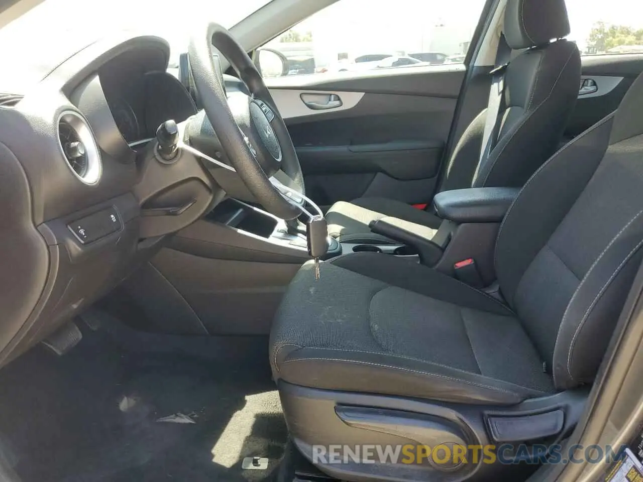 7 fotografías del automóvil dañado 3KPF24AD5PE568484 KIA FORTE 2023