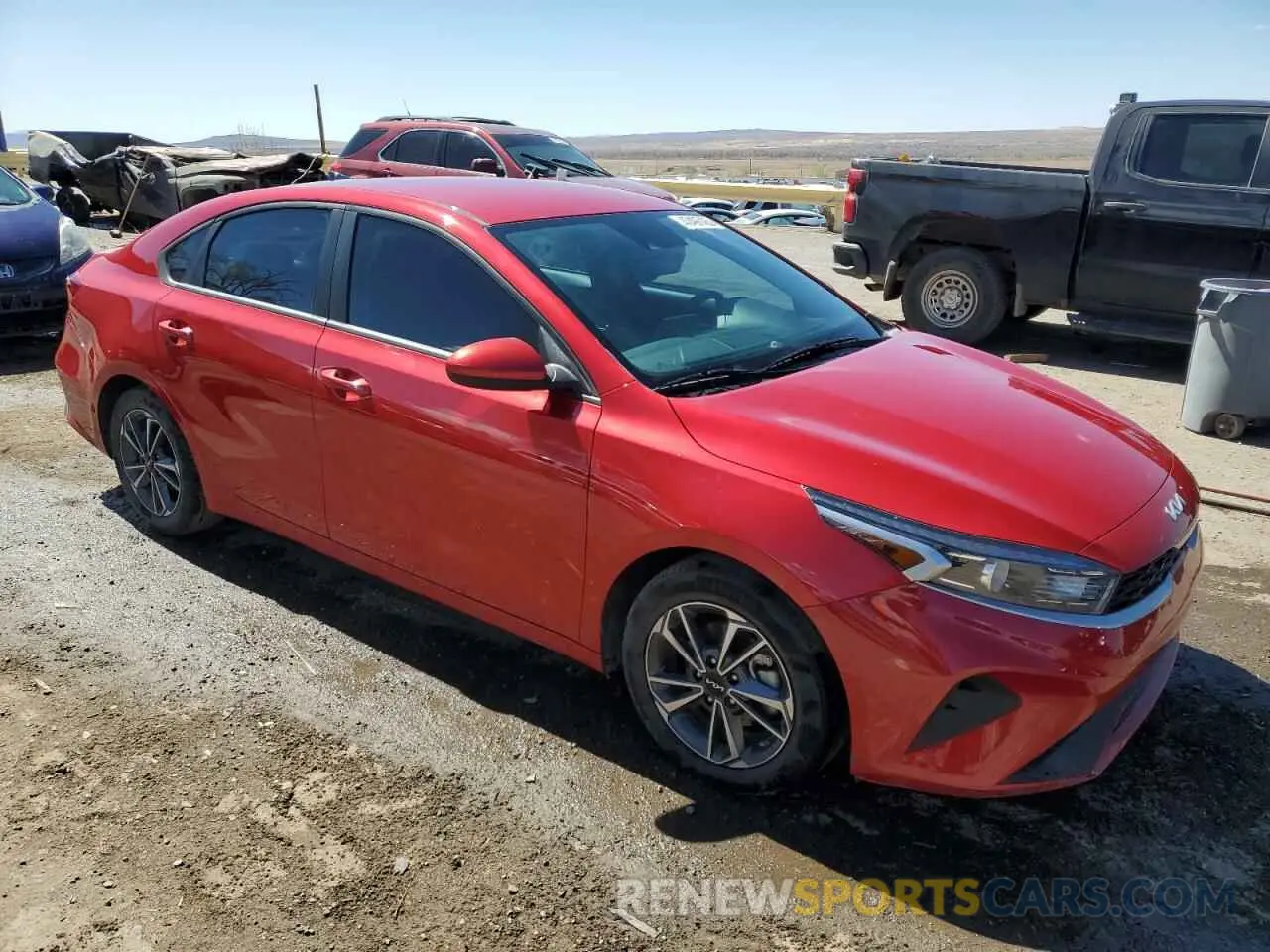 4 fotografías del automóvil dañado 3KPF24AD5PE652188 KIA FORTE 2023