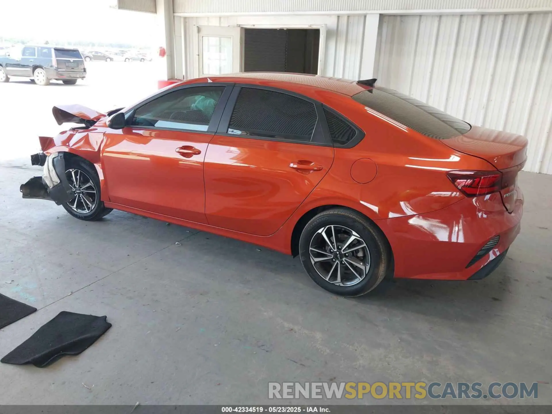 3 fotografías del automóvil dañado 3KPF24AD5PE677558 KIA FORTE 2023