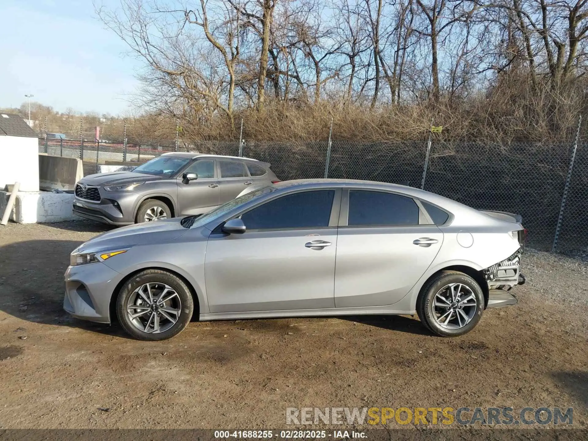 14 fotografías del automóvil dañado 3KPF24AD5PE678032 KIA FORTE 2023