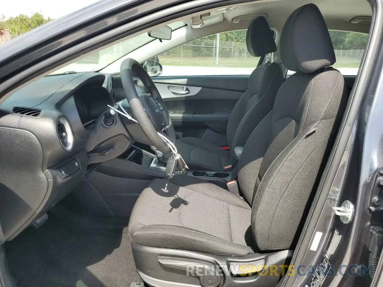 7 fotografías del automóvil dañado 3KPF24AD6PE554612 KIA FORTE 2023